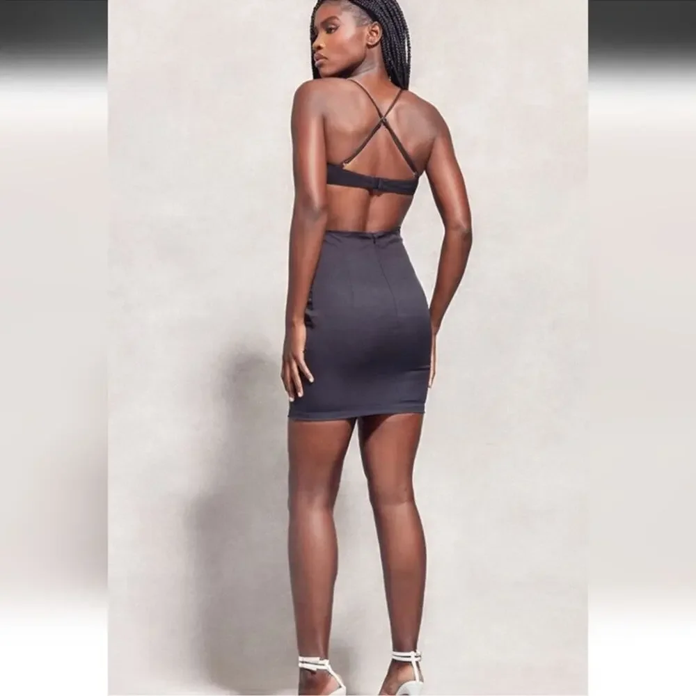 PrettyLittleThing Bodycon Mini Dress V Bar Strappy Open Back Black size 4